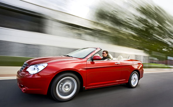 Встречаем лето на кабриолете Chrysler Sebring Cabrio