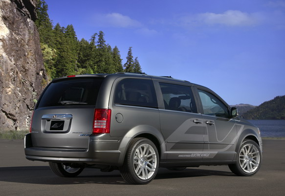 Chrysler Town & Country EV